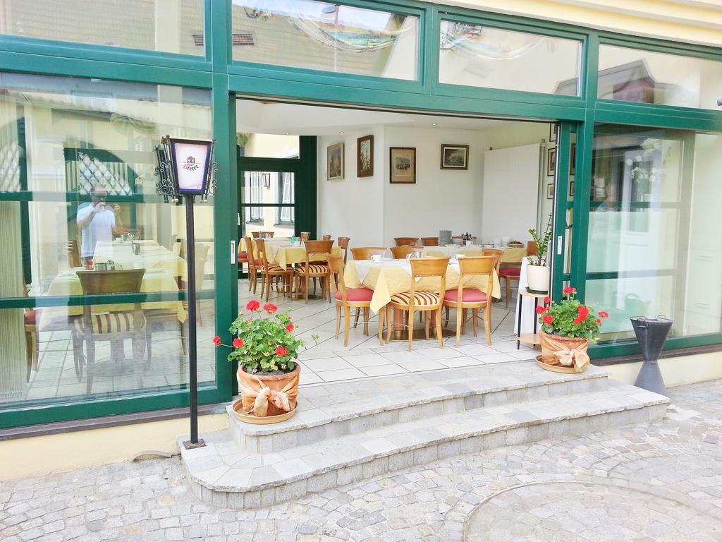 Gaestehaus Zur Weissen Rose Furth bei Gottweig Exterior foto
