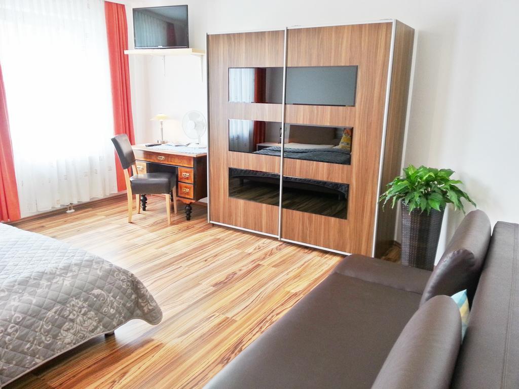 Gaestehaus Zur Weissen Rose Furth bei Gottweig Exterior foto