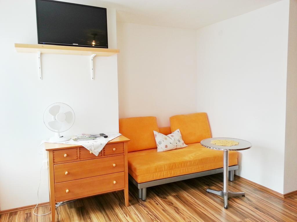 Gaestehaus Zur Weissen Rose Furth bei Gottweig Habitación foto
