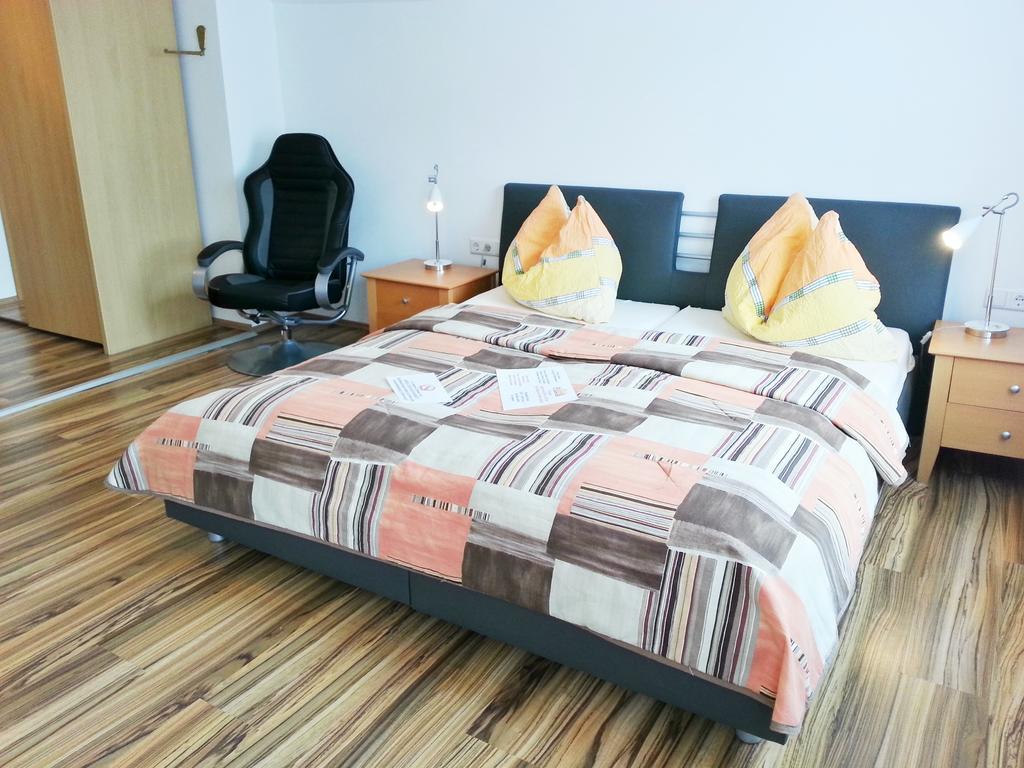 Gaestehaus Zur Weissen Rose Furth bei Gottweig Habitación foto