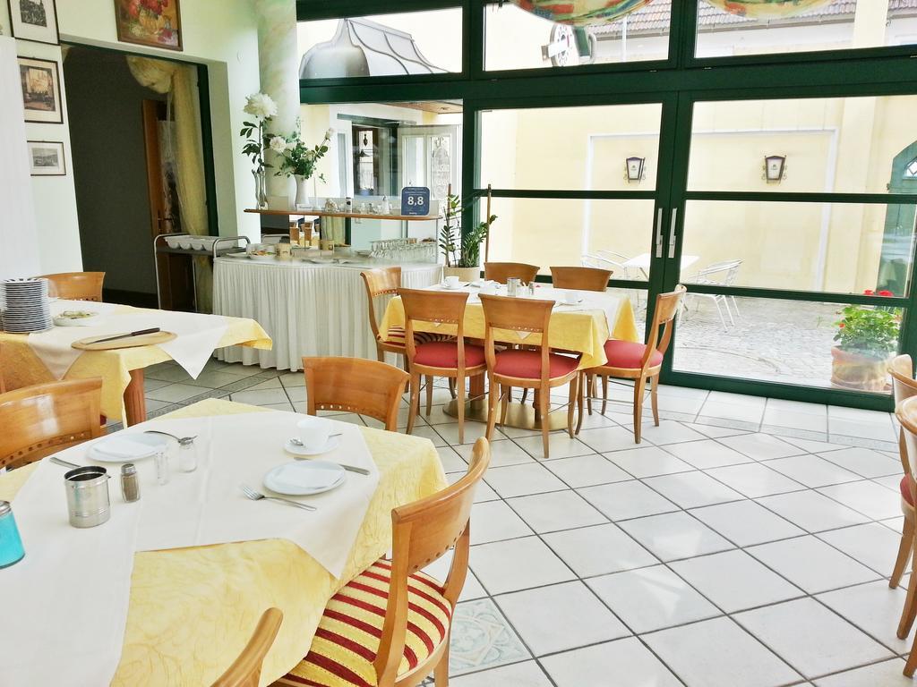 Gaestehaus Zur Weissen Rose Furth bei Gottweig Exterior foto
