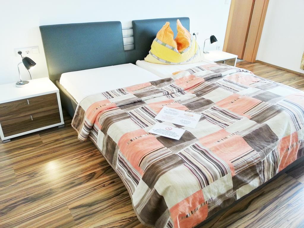 Gaestehaus Zur Weissen Rose Furth bei Gottweig Habitación foto